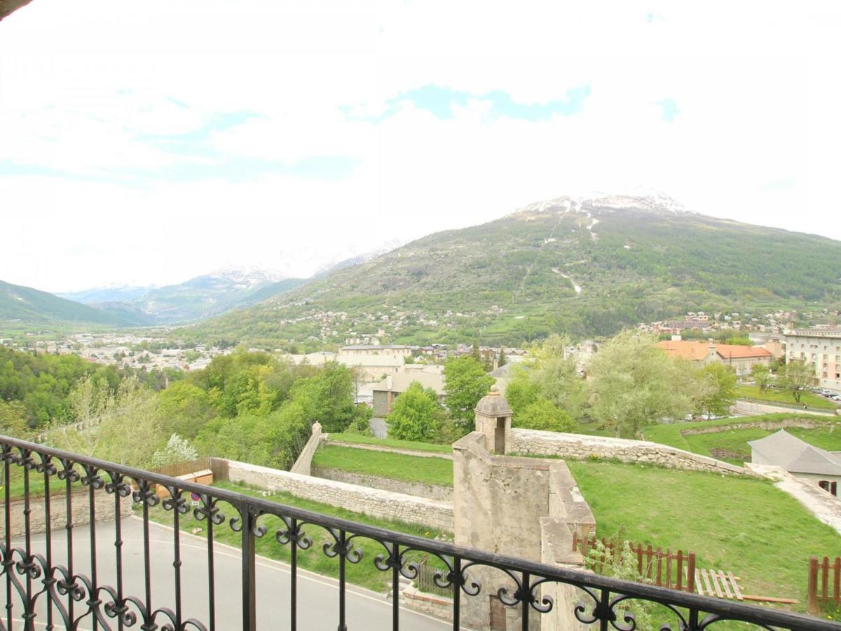 Grand Studio 4 Pers Avec Balcon Au Coeur De Briancon - Fr-1-330C-3 Buitenkant foto